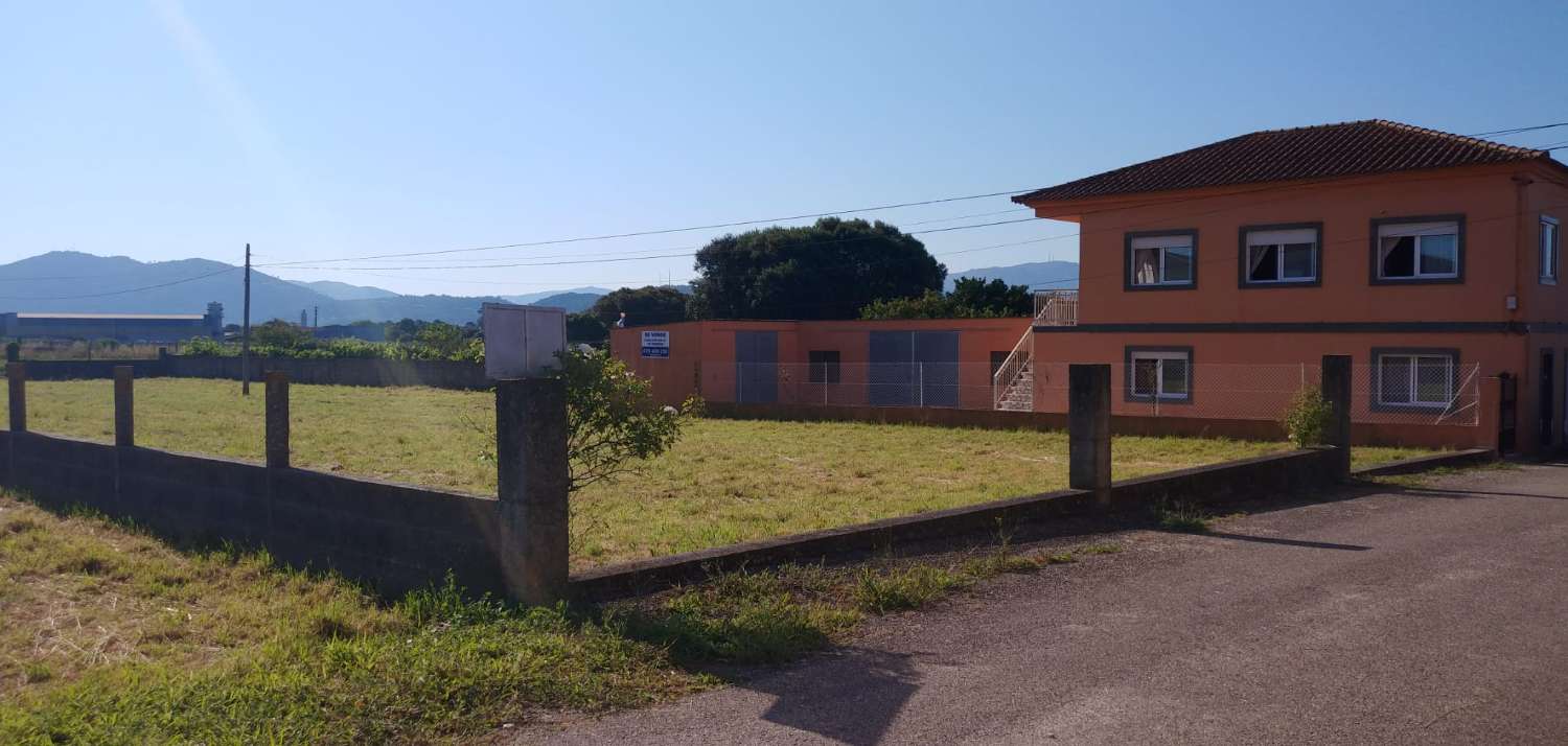 Country Property for sale in A Guarda