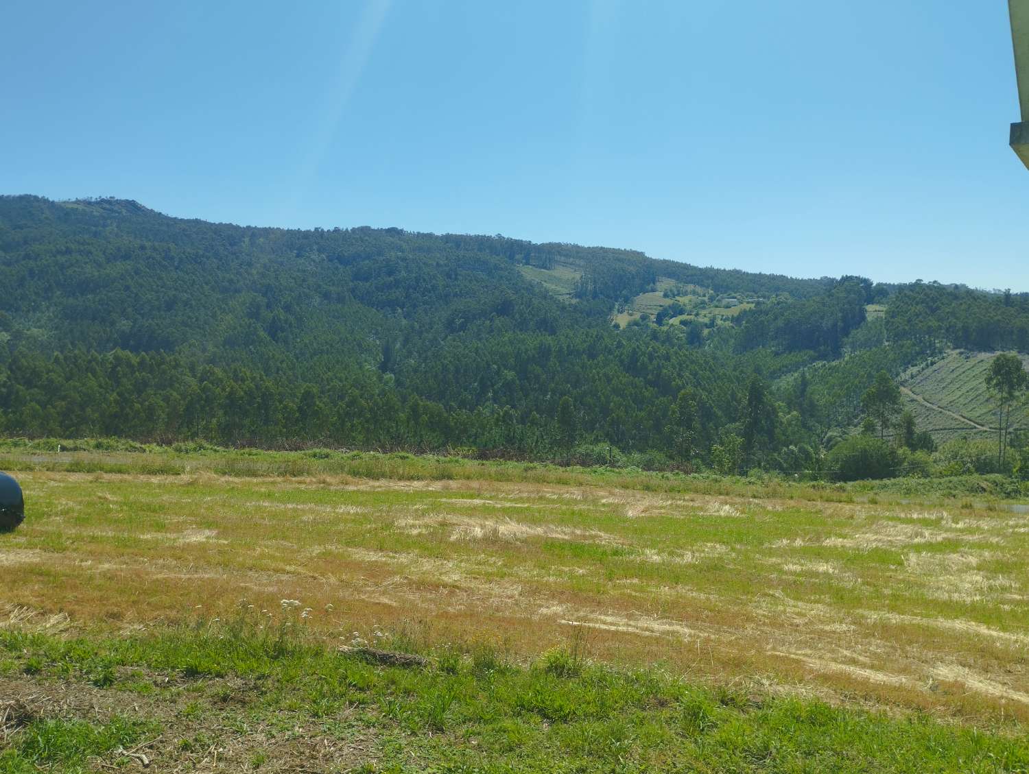 En venta casa con finca en San Sadurniño.