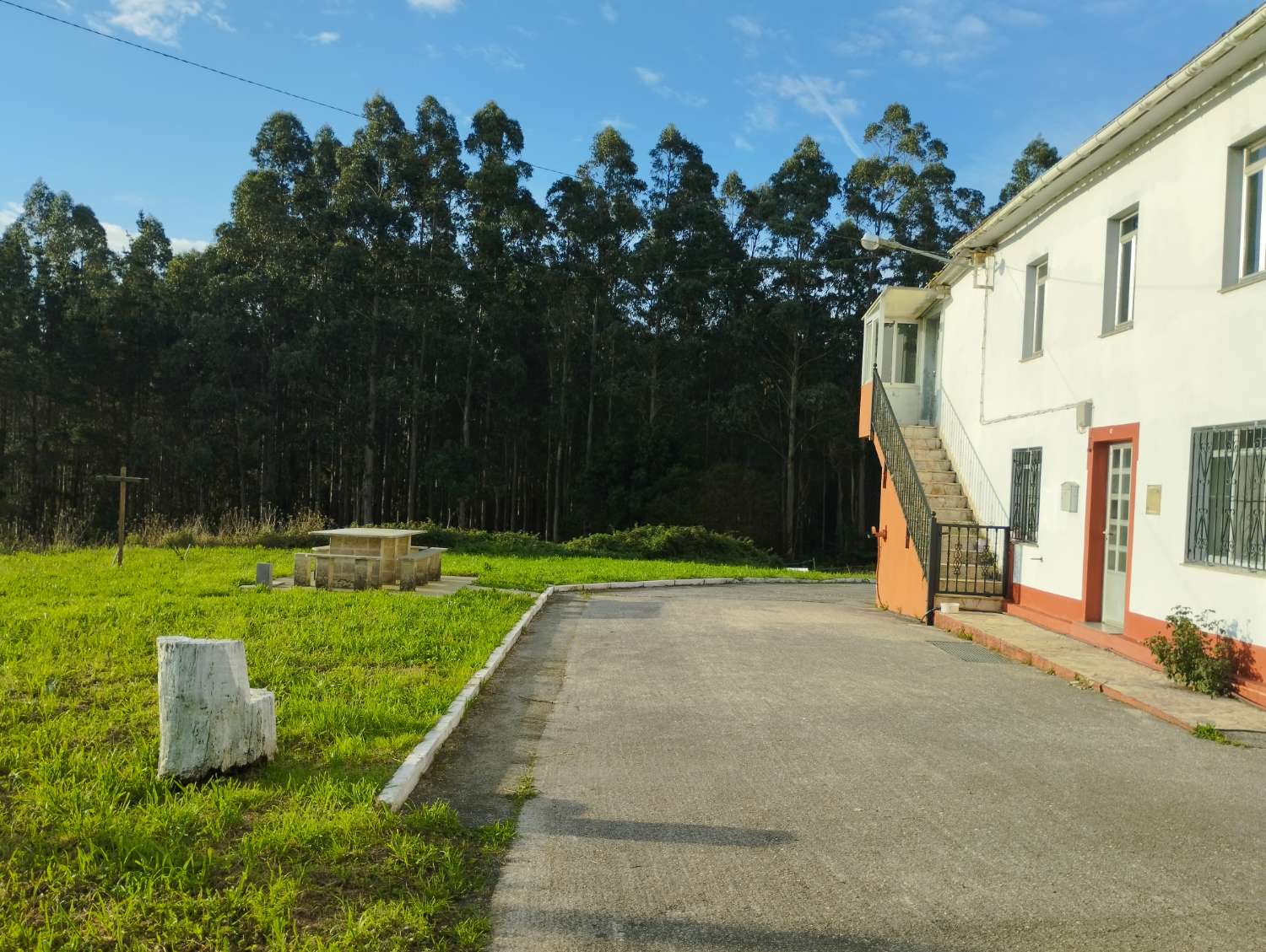 En venta gran casa y gran finca en Cerdido, La Coruña