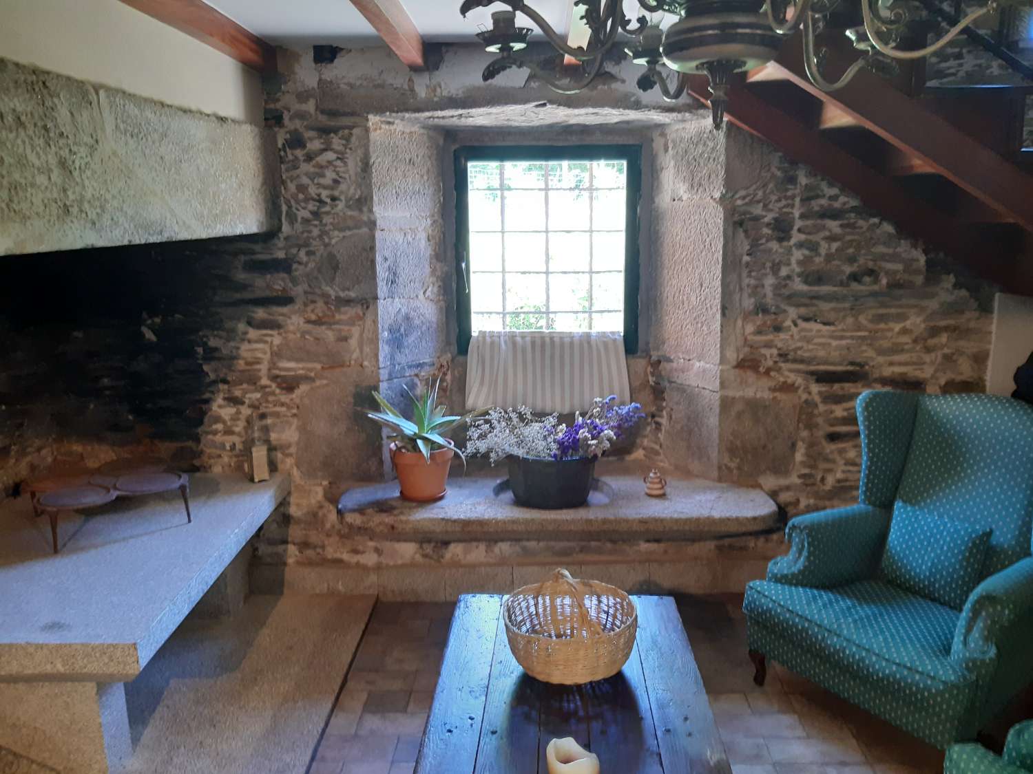 En venta bonita casa restaurada en Laraxe, Cabañas
