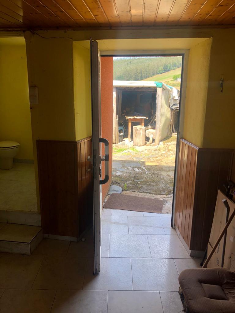 House for sale in Trabada