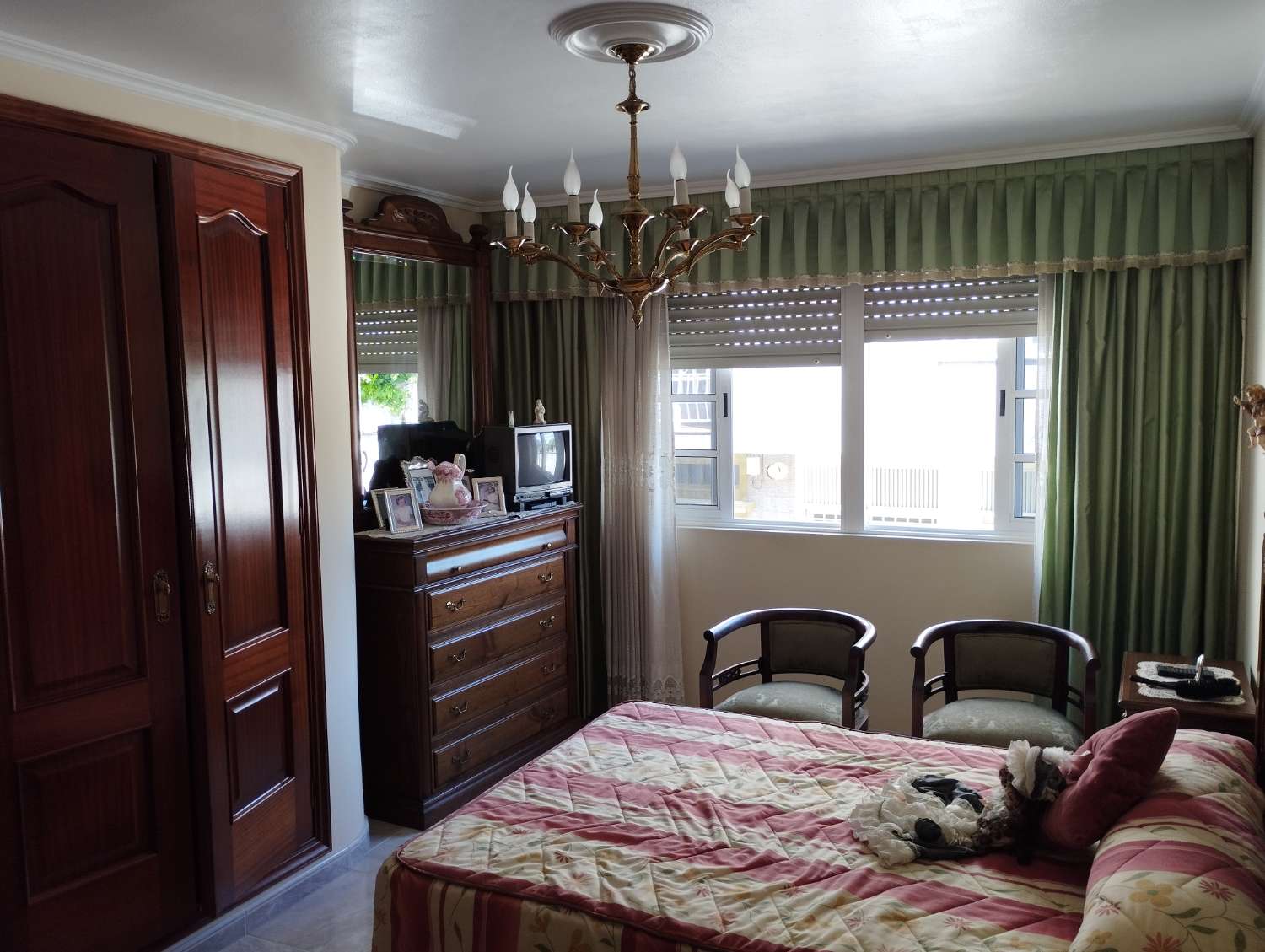House for sale in Ares