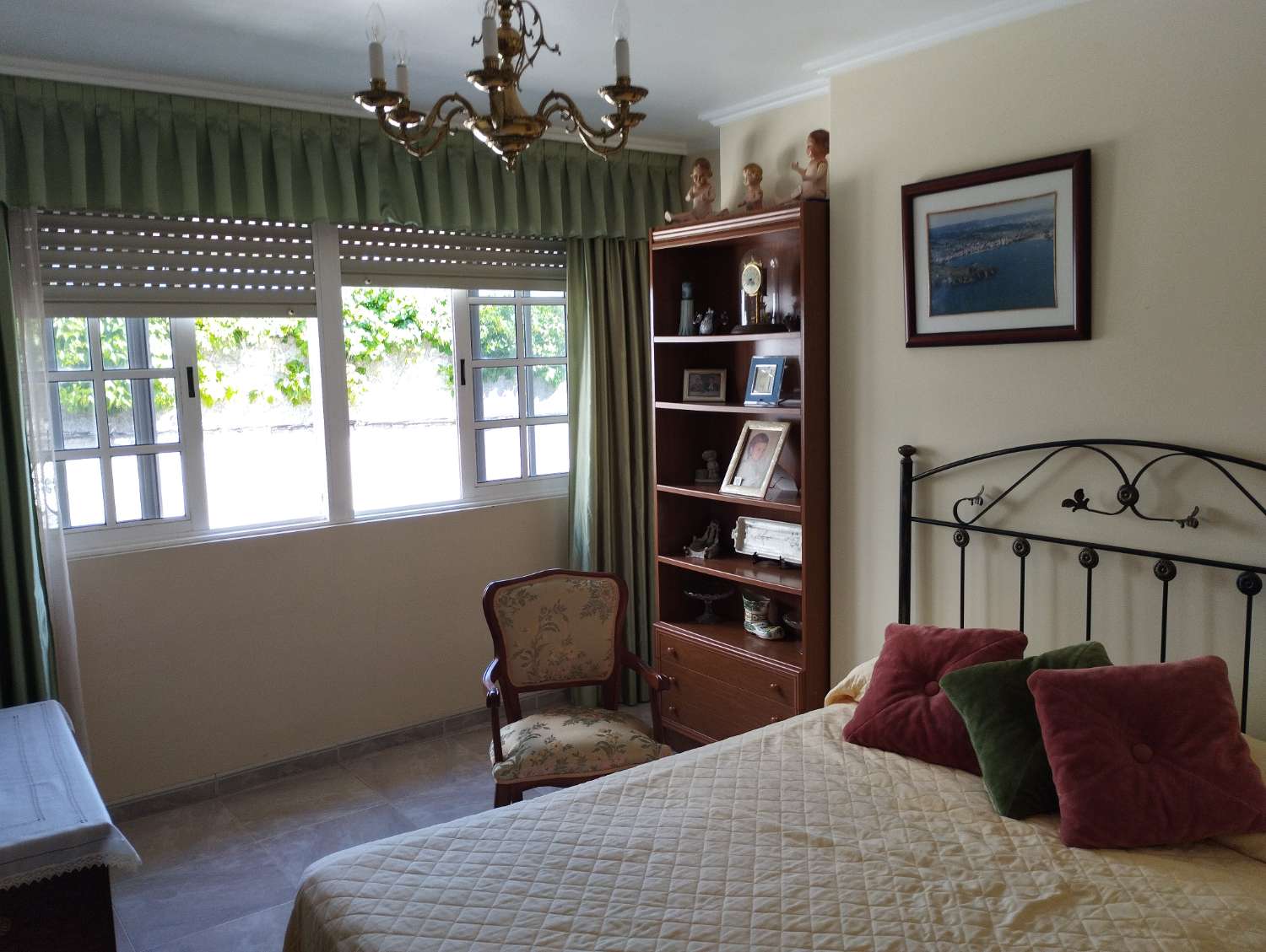 House for sale in Ares