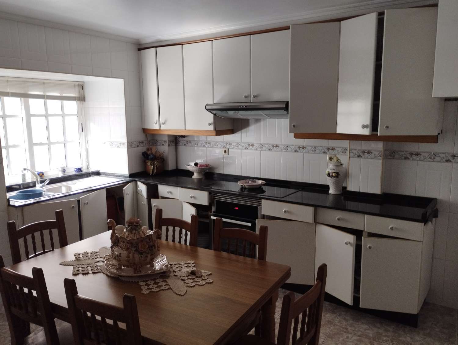 House for sale in Ares