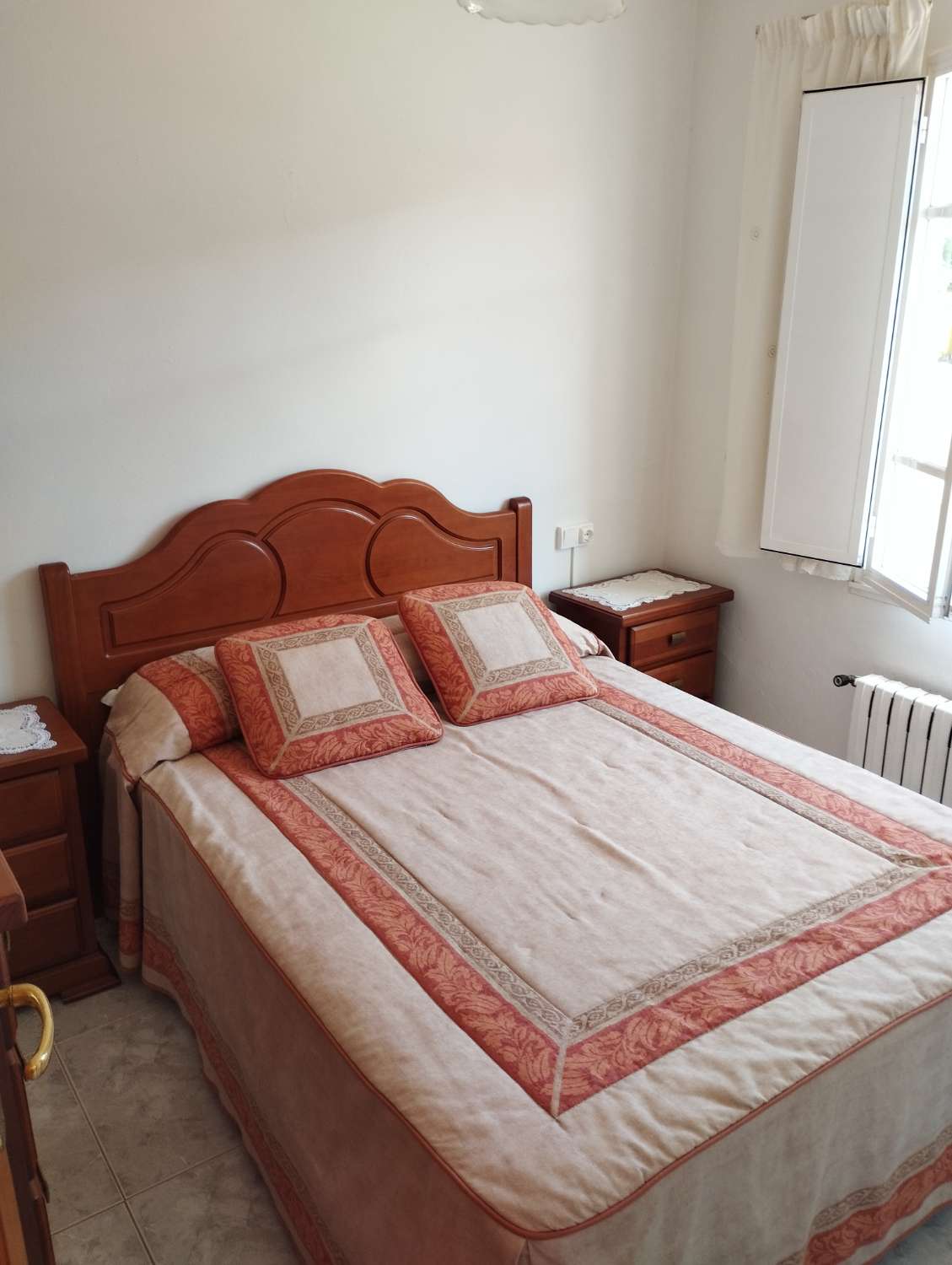 En venta gran casa con gran finca en Cerdido, A Coruña.