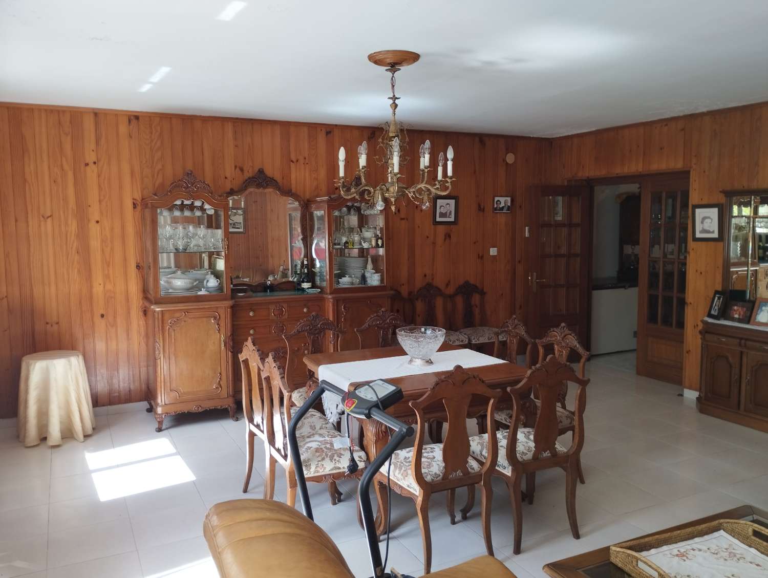 En venta gran casa con gran finca en Cerdido, A Coruña.