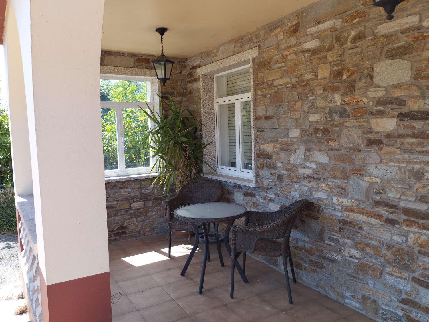 En venta gran casa con gran finca en Cerdido, A Coruña.