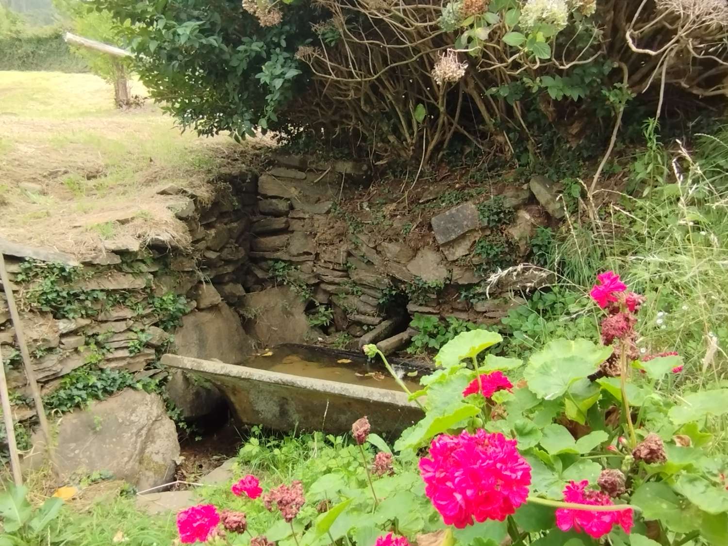 En venta casa en Patín, Valdoviño con vistas espectaculares.