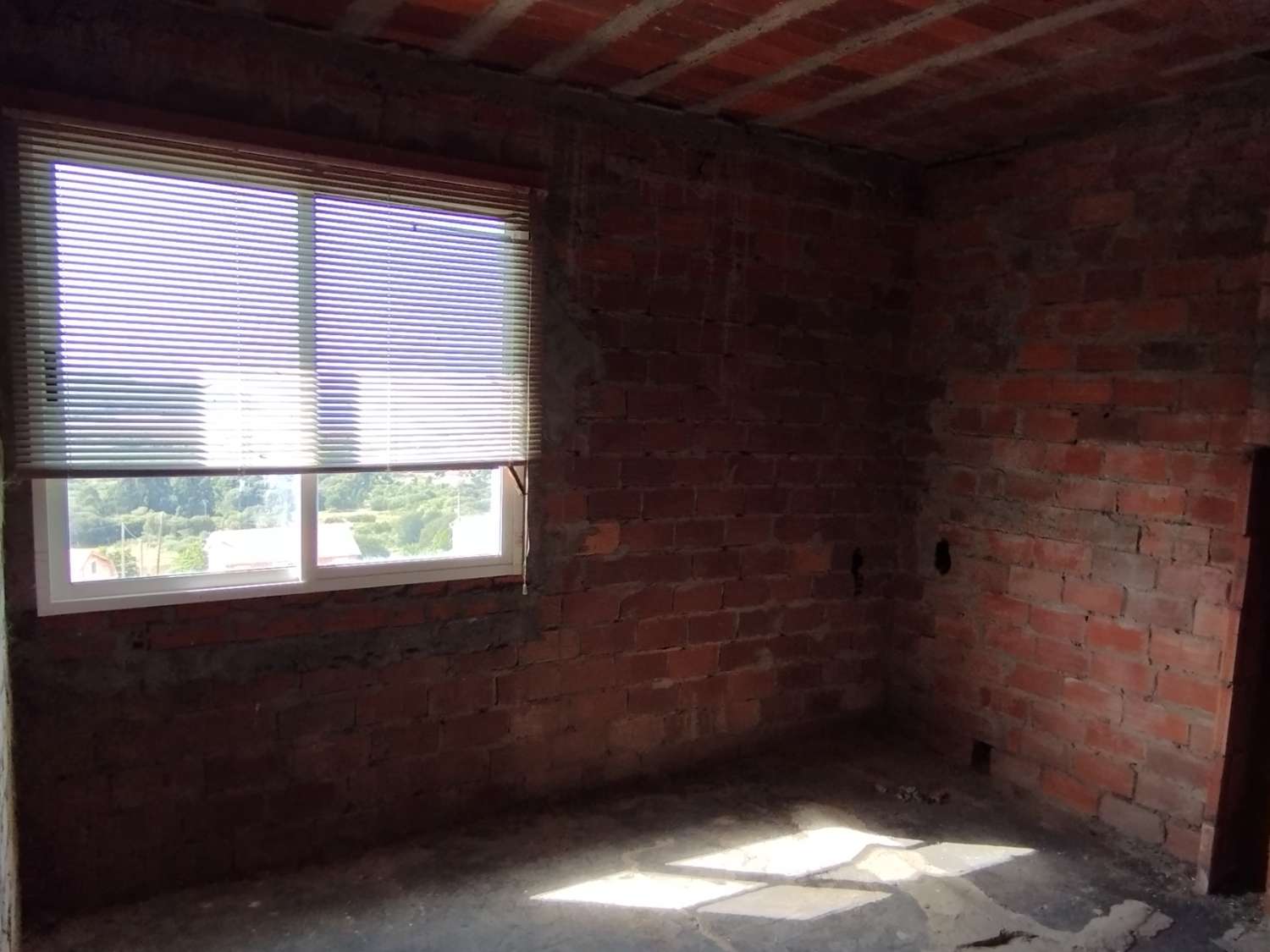 En venta casa en Patín, Valdoviño con vistas espectaculares.