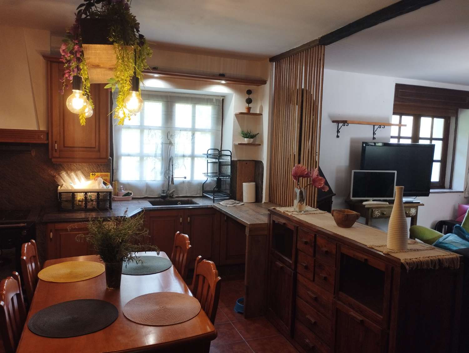 Casa-Molino en Cerdido, A Coruña.